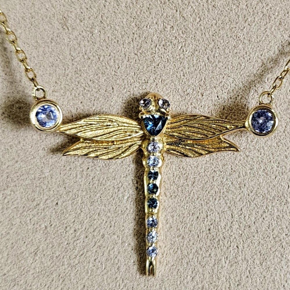 NWOT Audry Rose 14K Yellow Gold Dragonfly Necklace